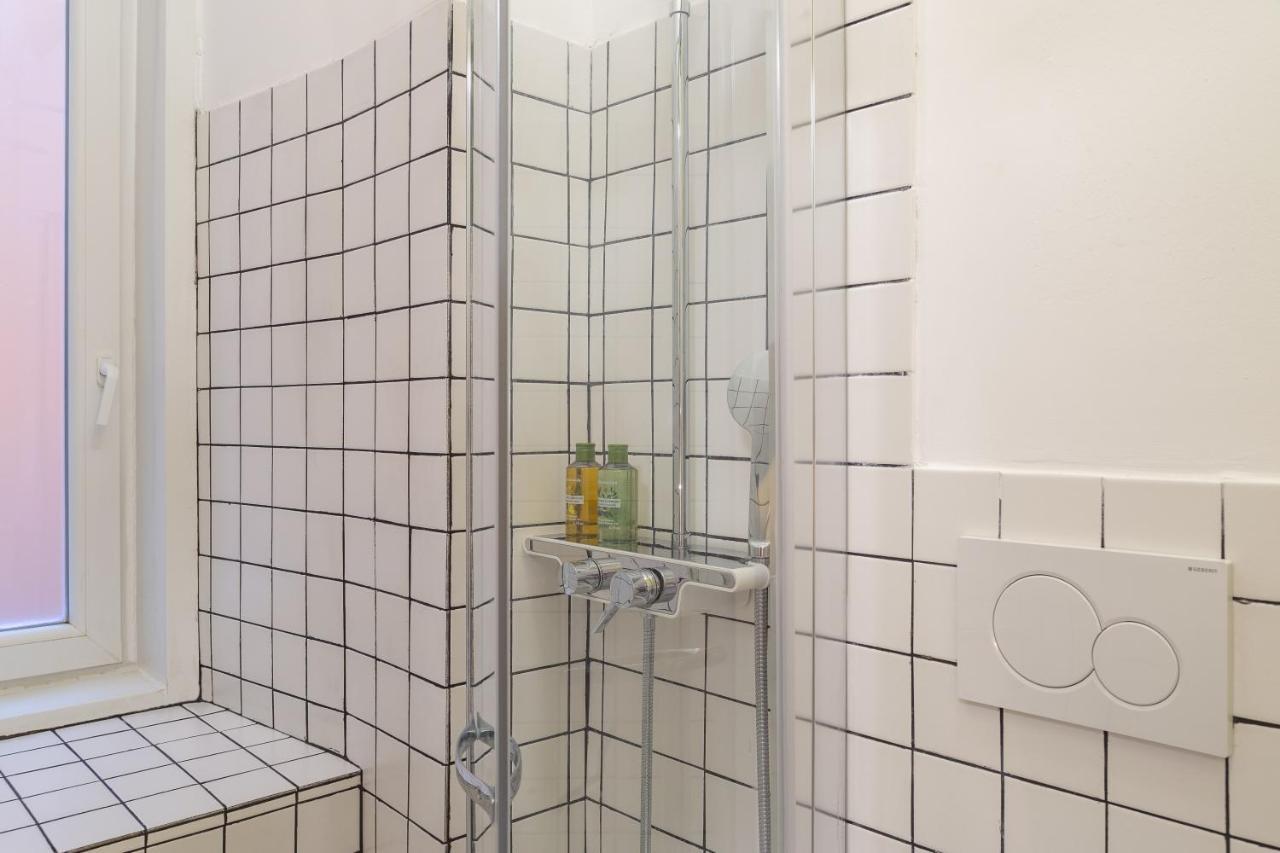 Tiny Cozy Studio In The City Center Trieste Exterior foto